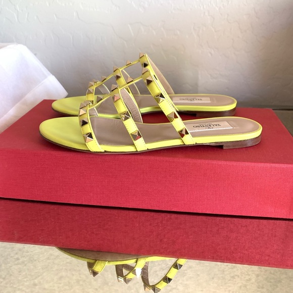 Valentino Garavani Rockstud leather slide - Picture 7 of 14